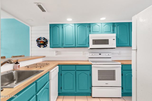 4715 Thomas Drive 202B, Panama City, FL 32408