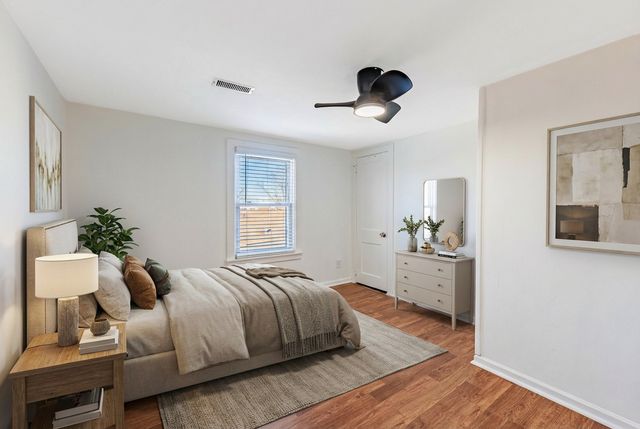 113 Washington Avenue 2, La Grange, IL 60525