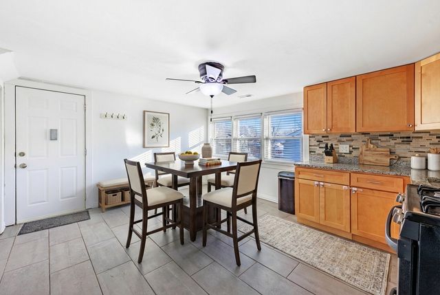 113 Washington Avenue 2, La Grange, IL 60525