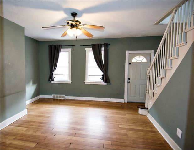 729 Naylor St, Greenfield, PA 15207
