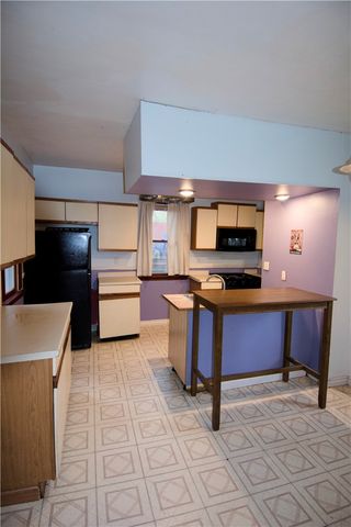 729 Naylor St, Greenfield, PA 15207