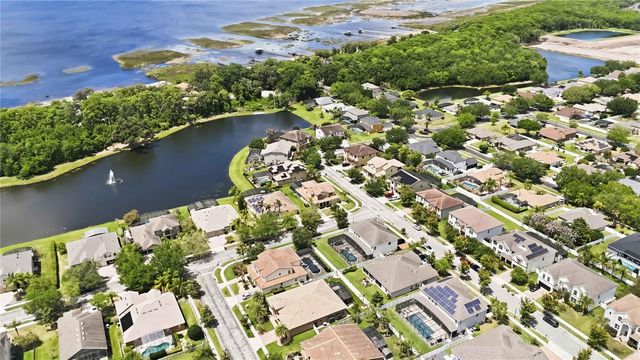 1660 PRAIRIE OAKS DRIVE, St Cloud, FL 34771