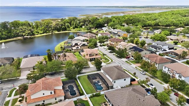 1660 PRAIRIE OAKS DRIVE, St Cloud, FL 34771