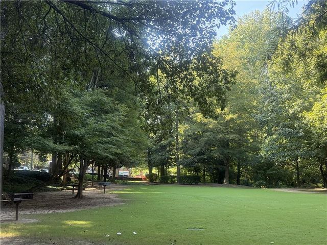 3302 Westchester Ridge NE, Atlanta, GA 30329