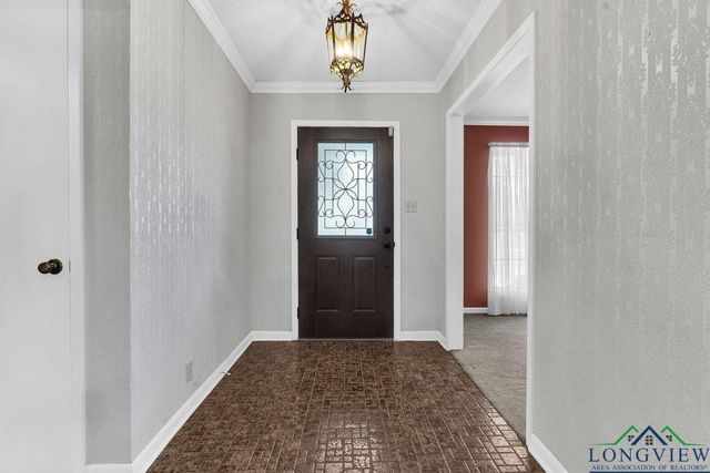 1004 Stuart Lane, Marshall, TX 75672