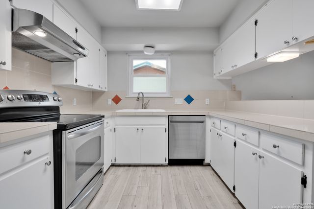 523 Chisholm Valley, Round Rock, TX 78681