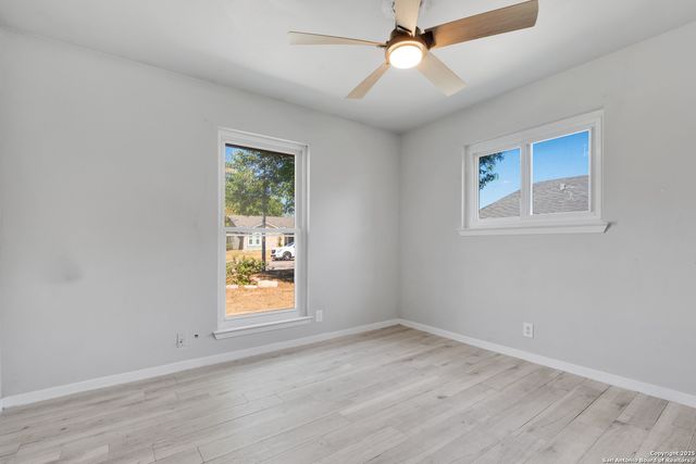 523 Chisholm Valley, Round Rock, TX 78681