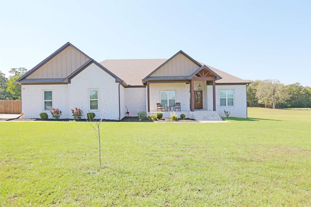 59 Irene Circle, Greenbrier, AR 72058