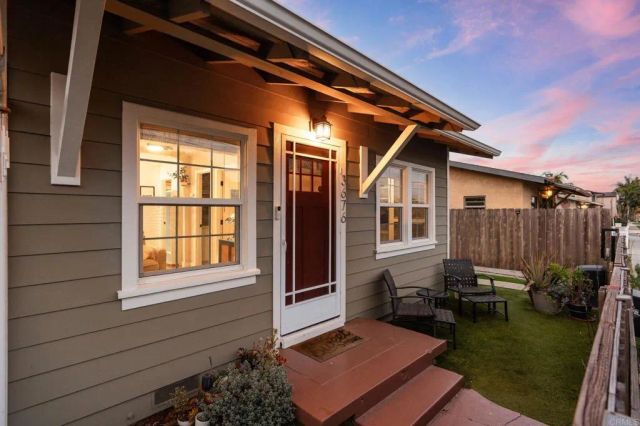 3676 Monroe Avenue, San Diego, CA 92116