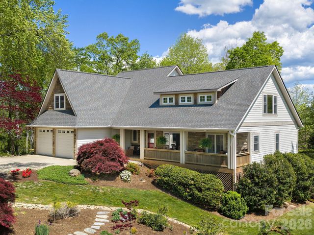 43 Galax Lane, Black Mountain, NC 28711