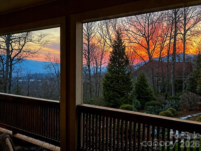 43 Galax Lane, Black Mountain, NC 28711