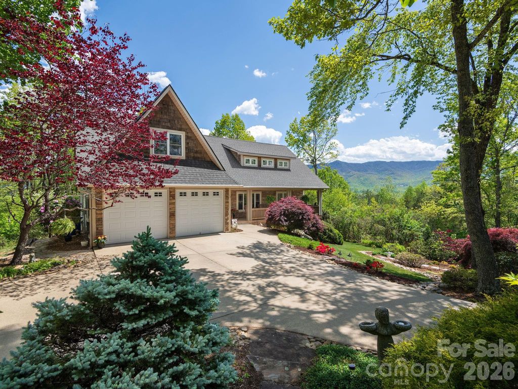 43 Galax Lane, Black Mountain, NC 28711