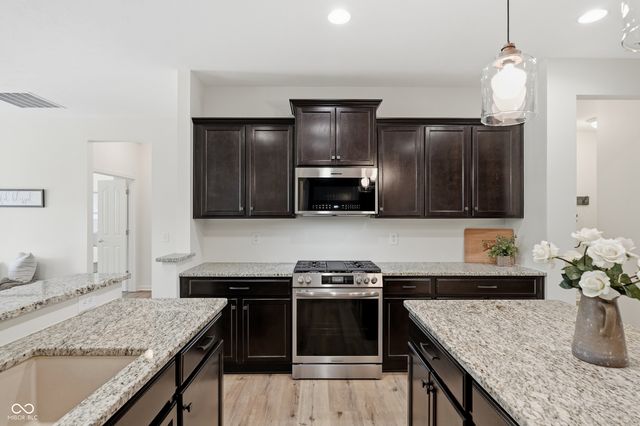 15727 Capital Spending Road, Westfield, IN 46074