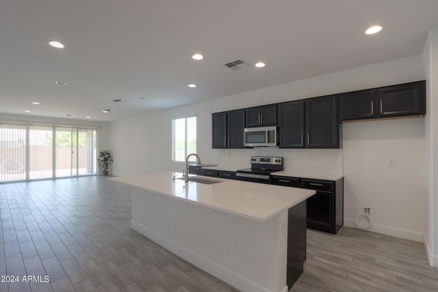1249 E SILVER REEF Drive, Casa Grande, AZ 85122