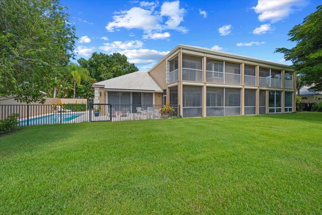 11875 Pebblewood Drive 201, Wellington, FL 33414