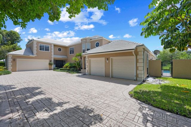 11875 Pebblewood Drive 201, Wellington, FL 33414