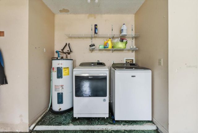 9685 W TOM MASON DRIVE, Crystal River, FL 34428