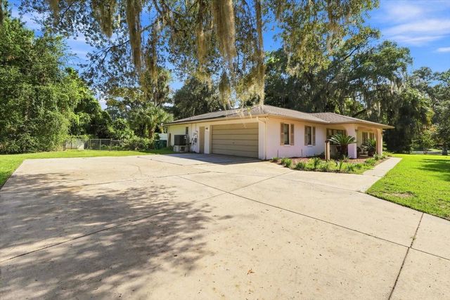 9685 W TOM MASON DRIVE, Crystal River, FL 34428