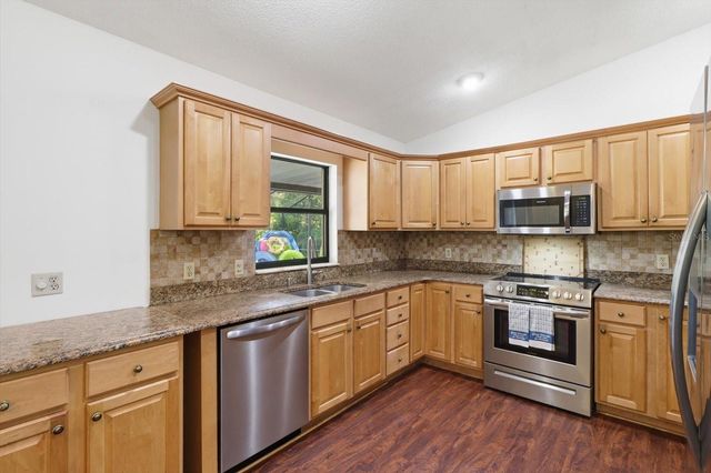 9685 W TOM MASON DRIVE, Crystal River, FL 34428