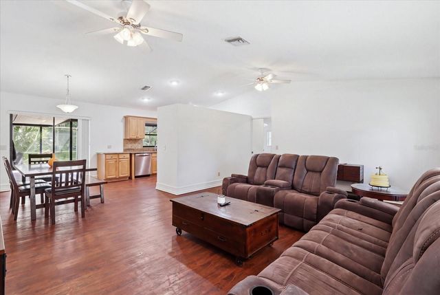 9685 W TOM MASON DRIVE, Crystal River, FL 34428
