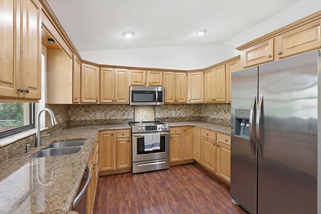 9685 W TOM MASON DRIVE, Crystal River, FL 34428