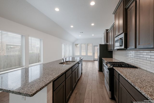 2721 Barkey Springs, San Antonio, TX 78245