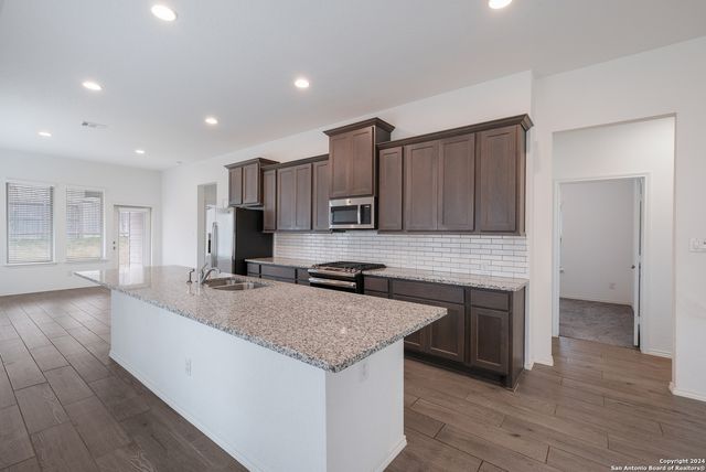 2721 Barkey Springs, San Antonio, TX 78245