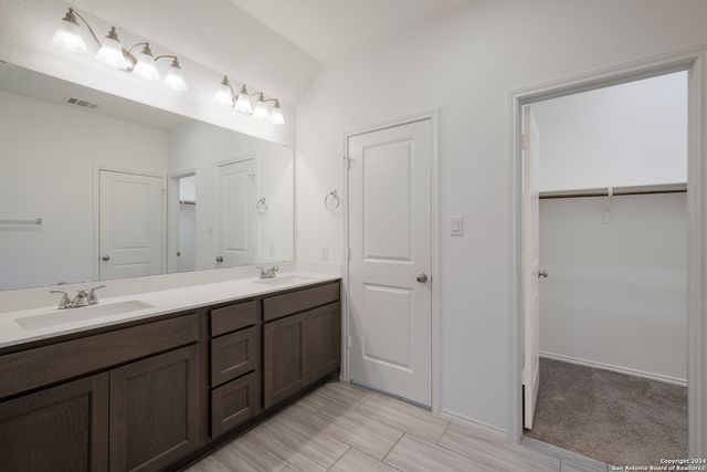 2721 Barkey Springs, San Antonio, TX 78245