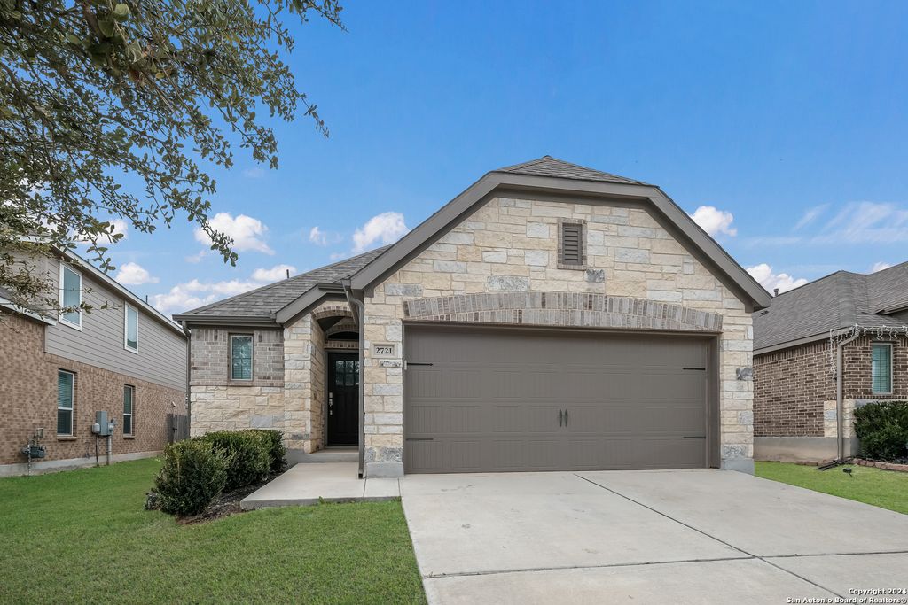 2721 Barkey Springs, San Antonio, TX 78245