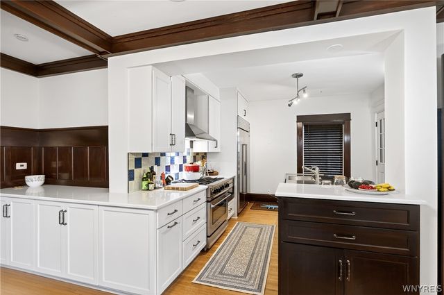 74 Bidwell Parkway, Buffalo, NY 14222