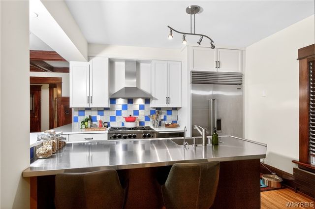 74 Bidwell Parkway, Buffalo, NY 14222