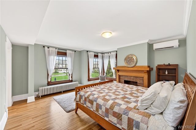 74 Bidwell Parkway, Buffalo, NY 14222