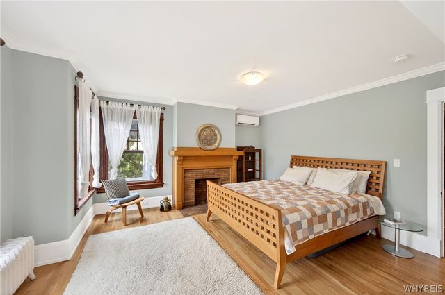 74 Bidwell Parkway, Buffalo, NY 14222