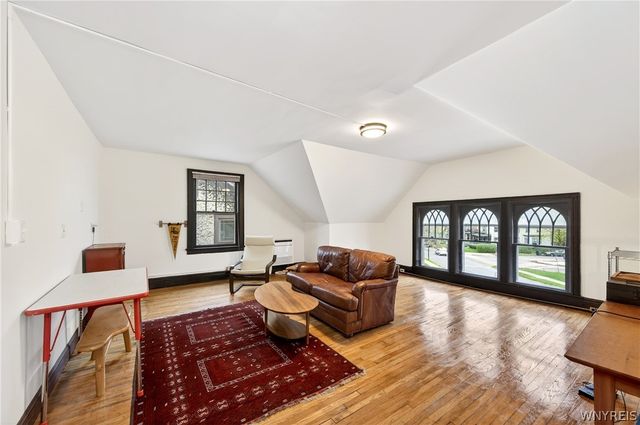 74 Bidwell Parkway, Buffalo, NY 14222