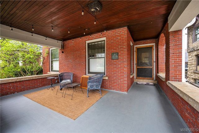 74 Bidwell Parkway, Buffalo, NY 14222