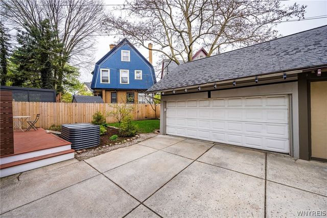 74 Bidwell Parkway, Buffalo, NY 14222
