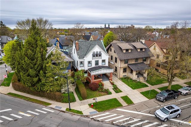 74 Bidwell Parkway, Buffalo, NY 14222