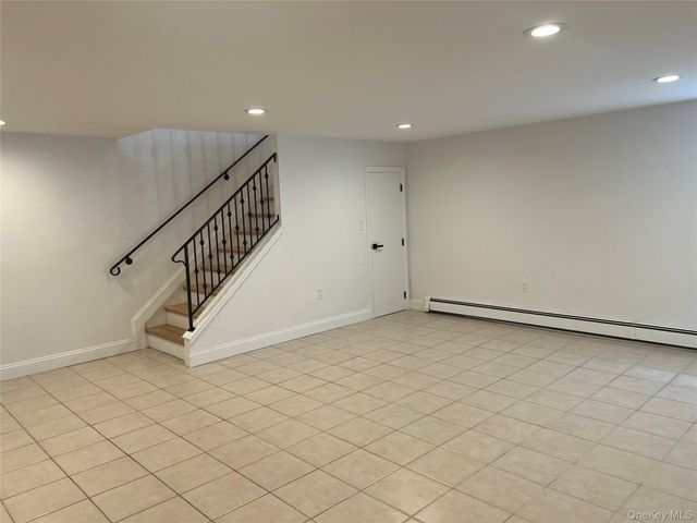 10008 Shore Front Parkway 20A, Rockaway Park, NY 11694
