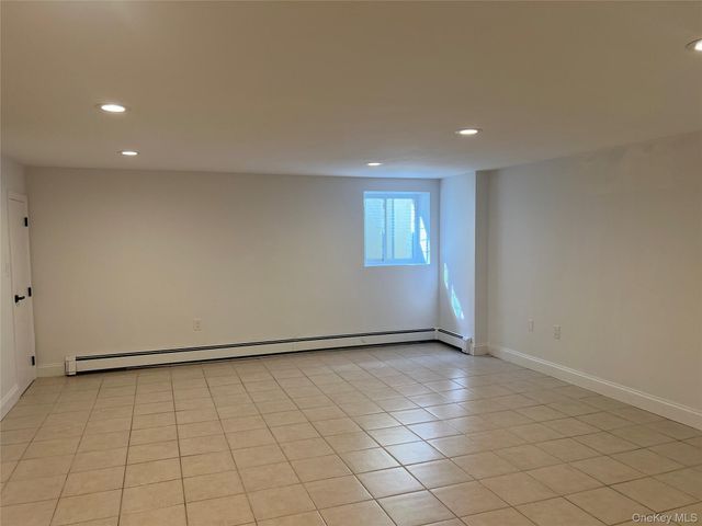 10008 Shore Front Parkway 20A, Rockaway Park, NY 11694