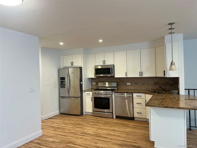10008 Shore Front Parkway 20A, Rockaway Park, NY 11694