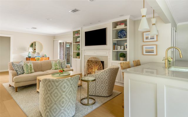 6906 Sperry Street, Dallas, TX 75214