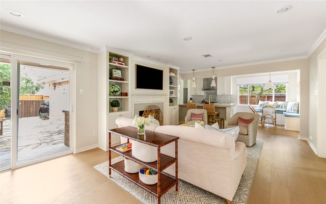 6906 Sperry Street, Dallas, TX 75214