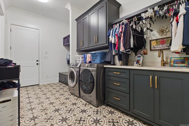 125 Hallen Lane, Little Rock, AR 72223