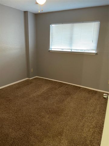 7273 Chasewood Drive, Houston, TX 77489