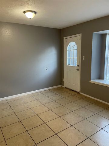 7273 Chasewood Drive, Houston, TX 77489