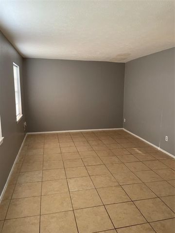 7273 Chasewood Drive, Houston, TX 77489