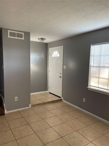 7273 Chasewood Drive, Houston, TX 77489