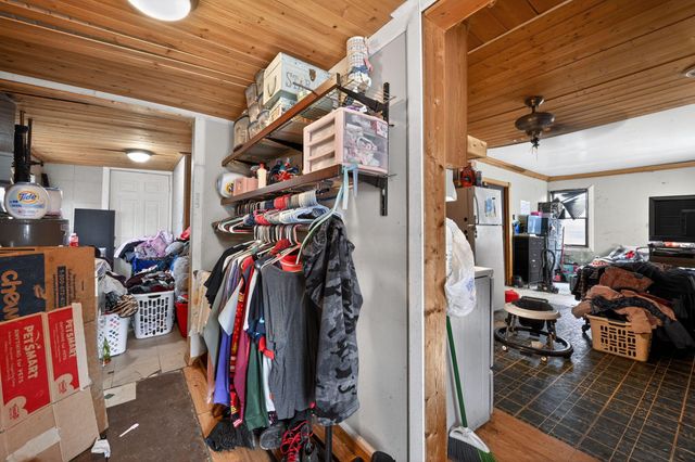 7559 Toepfer Road, Warren, MI 48091