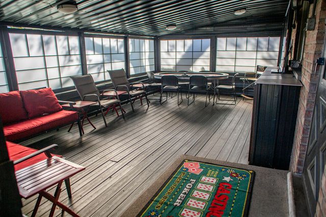 5543 W 83rd Street, Burbank, IL 60459