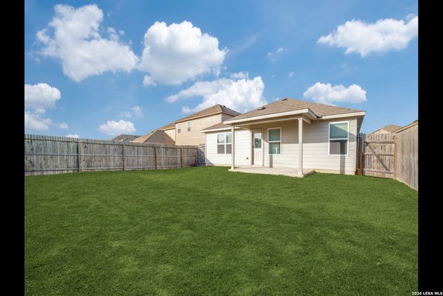 2426 Rainbow Basin, Converse, TX 78109